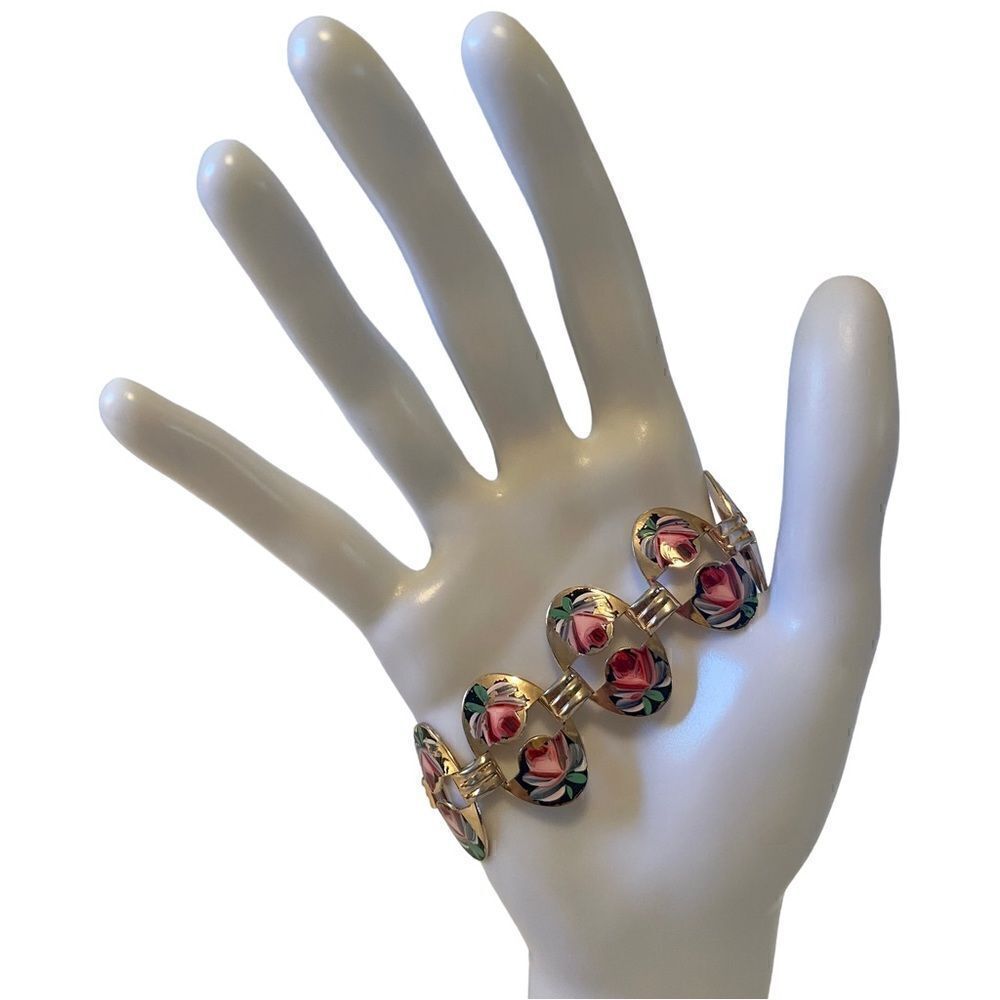 Vintage Red & Pink Roses Bracelet  Very Pretty.